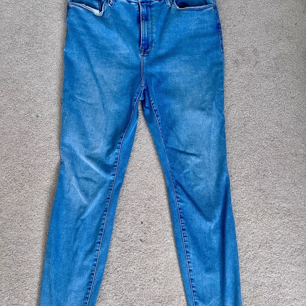 Good American Blue Straight Leg Jeans with Distressed Hem